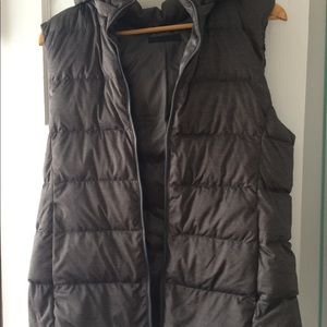 Uniqlo vest, gray, with hood, size L.